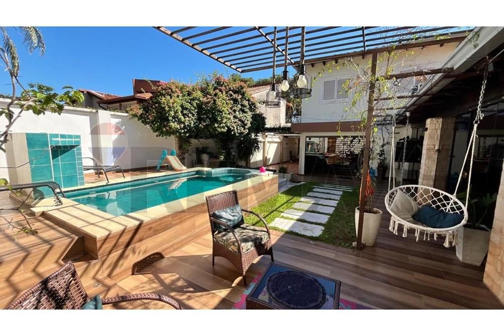 CASA EN LAMBARE – 2