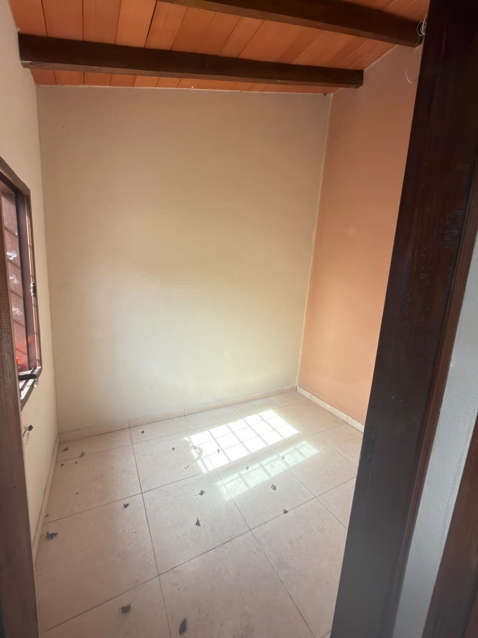 ALQUILO RESIDENCIA DE 3 HABITACIONES EN BARRIO SAJONIA-ASUNCION – 3