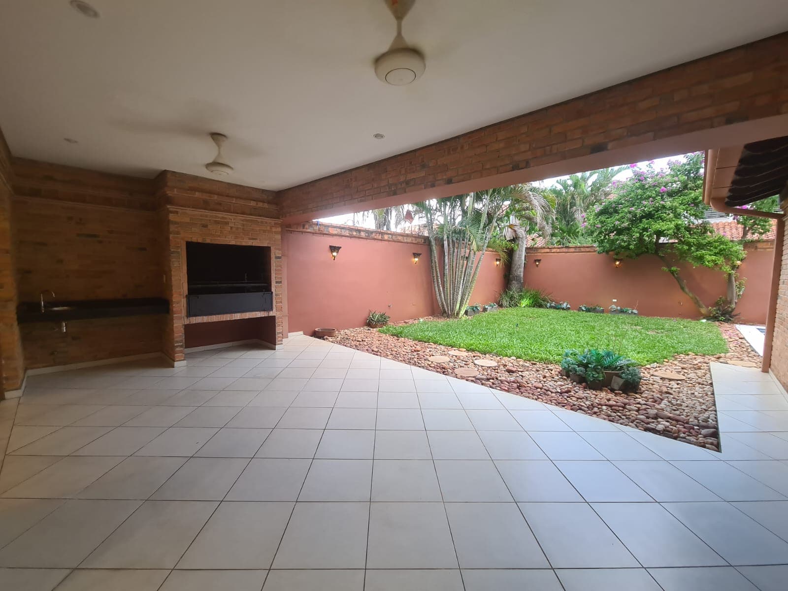 Exclusiva Oportunidad: Casa de Lujo en Venta en Asunción - Barrio Herrera. – 3