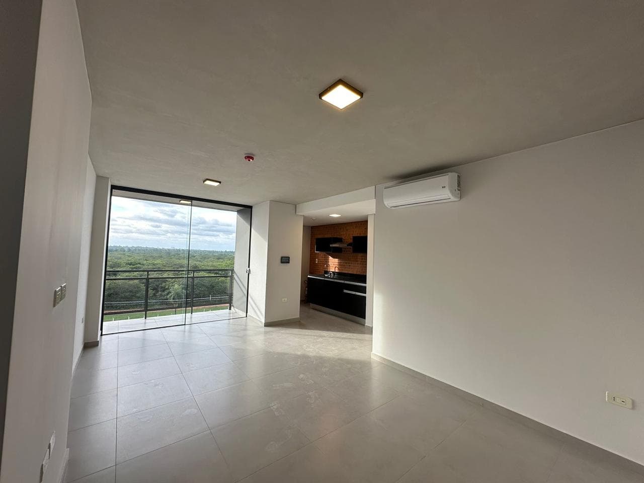 Alquilo Departamento de 3 habitaciones. Insiginia Soho. COD 030