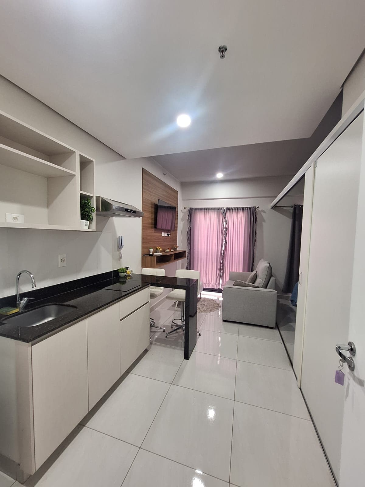 ALQUILO DPTO AMOBLADO ZONA CIT – 3