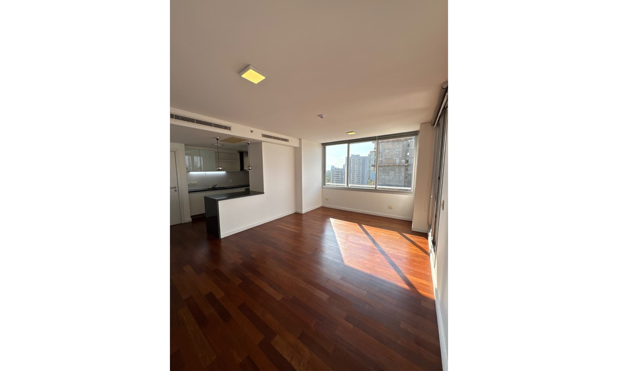 En Venta Departamento De 2 Dormitorios Zona Paseo La Galería – 2