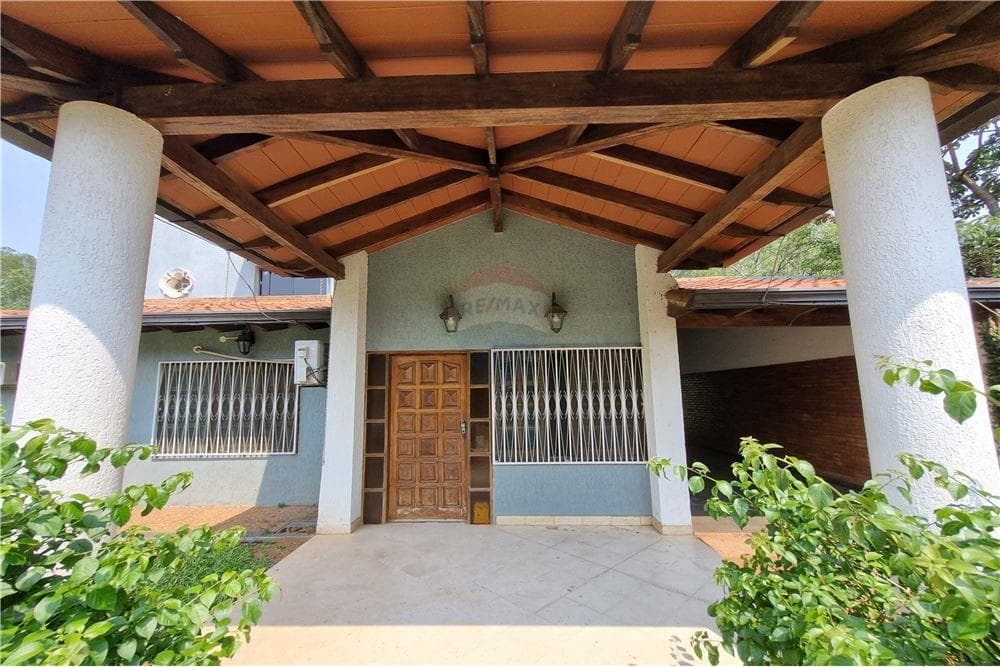 ALQUILO AMPLIA CASA EN SAN LORENZO – 2