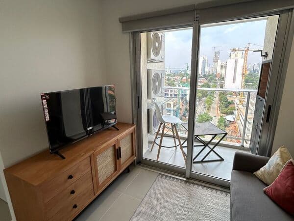 DEPARTAMENTO AMOBLADO EN LAS LOMAS – 2
