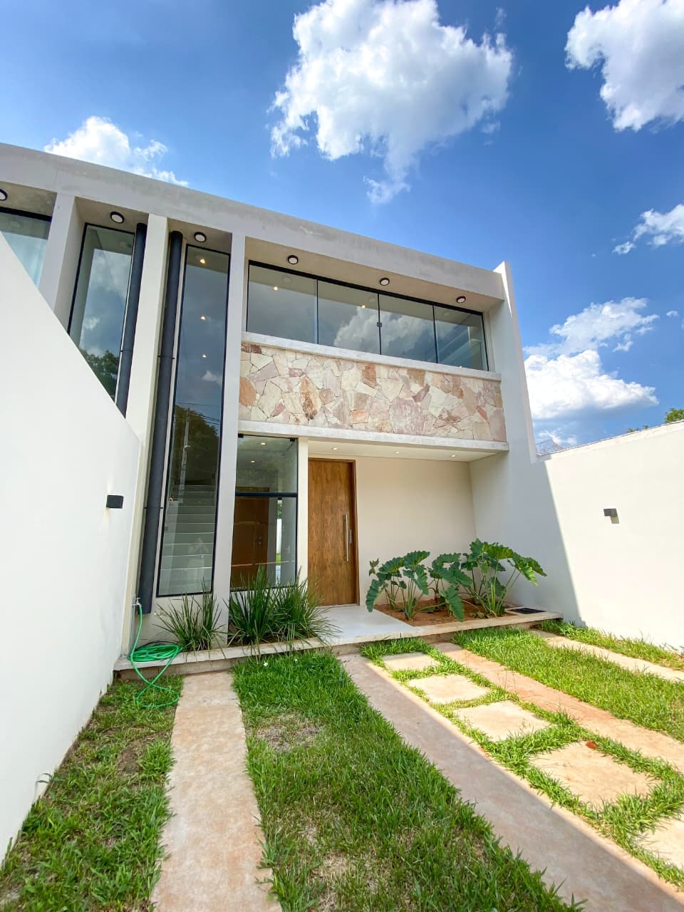 En Alquiler – Dúplex Premium A Estrenar En Loma Merlo | Luque