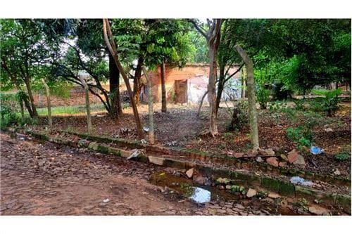 VENDO TERRENO EN SAN LORENZO