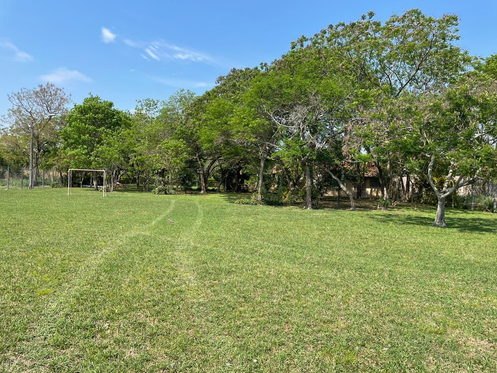VENDO TERRENO SURUBI'I. Superficie: 2086m2. Ubicado a 150m de la Avda. Principal – 2