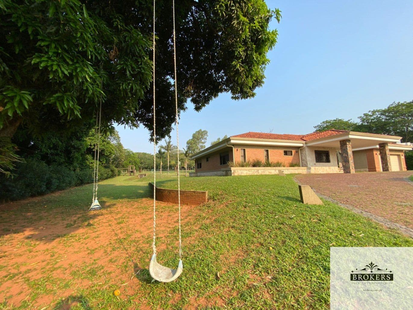 Alquilo Casa semiamoblada en el YACHT Y GOLF CLUB PARAGUAYO – 2