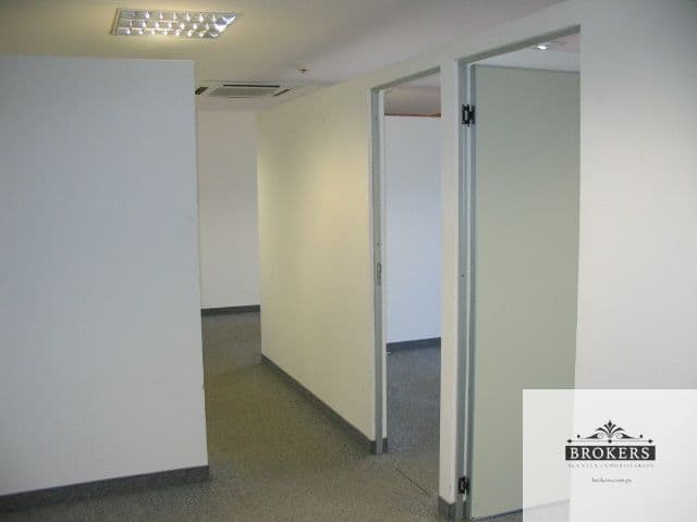 Alquilo Oficina De 90 m2 Con 2 Cocheras En Villa Morra – 2