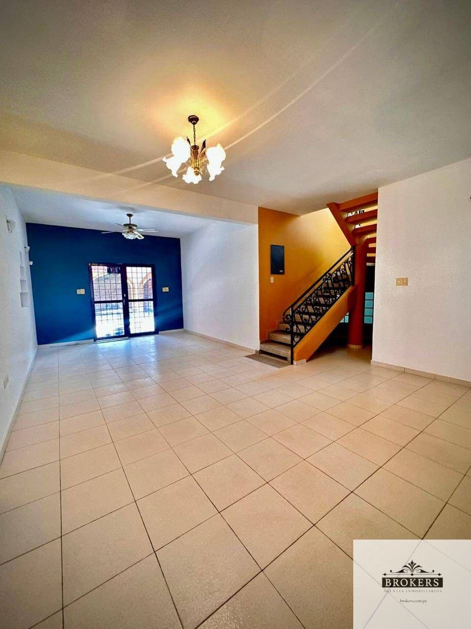 Alquilo Casa De 3 Dormitorios Con Piscina Para Vivienda u Oficina En Lambaré – 2