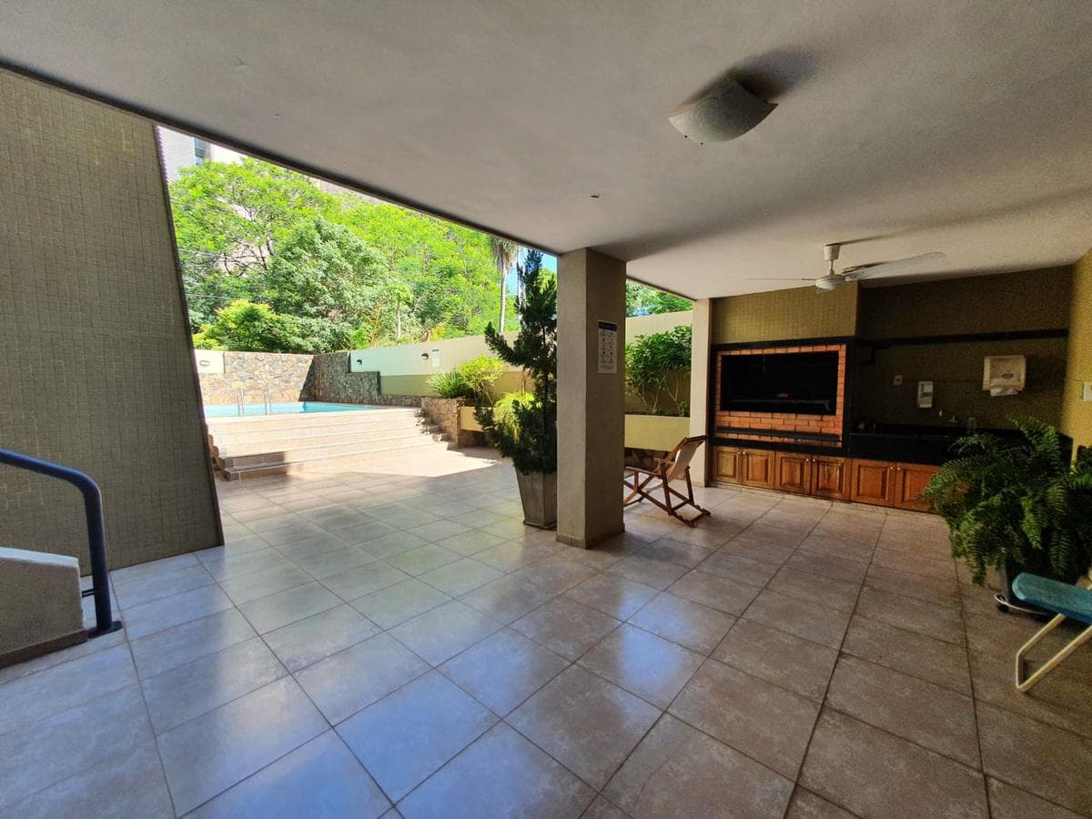 Vendo Amplio Departamento De 2 Dormitorios En Barrio Las Lomas – 2