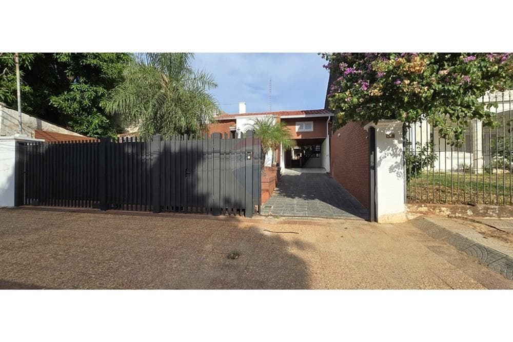 Alquilo Casa En Lambaré – 3