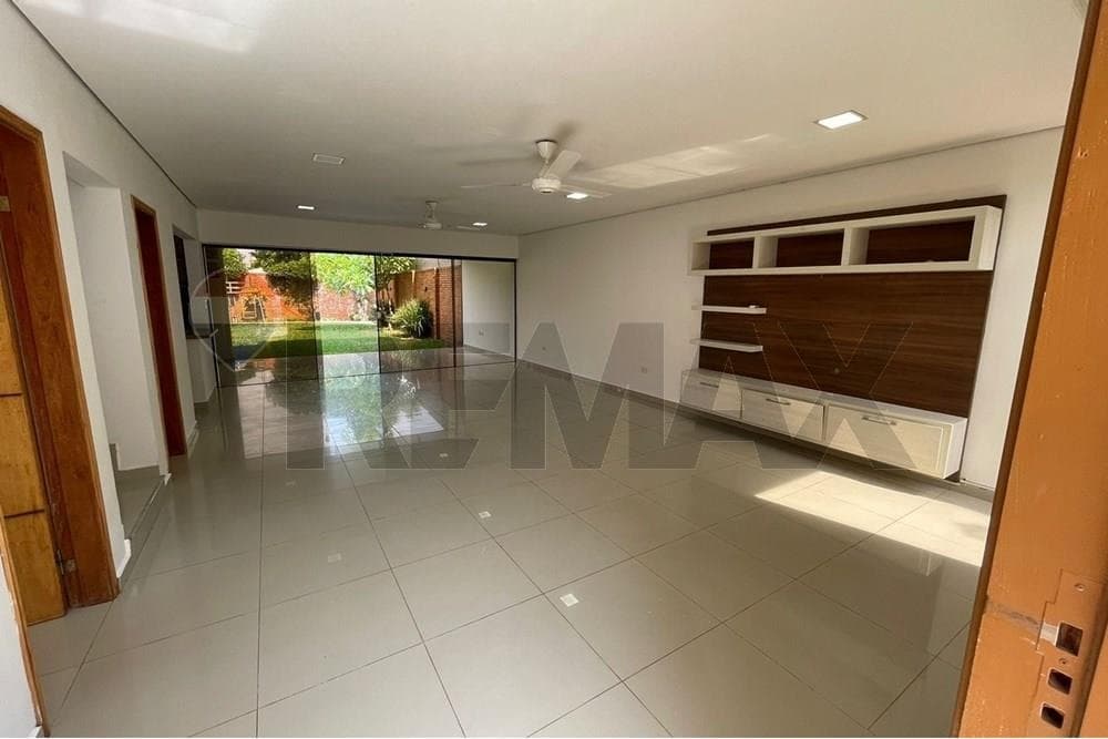 ¡Casa Nueva en Luque: Espacio y Comodidad Ideal! – 3
