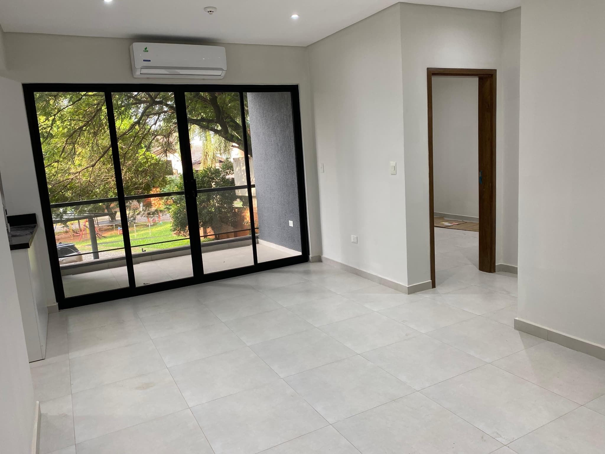 Departamento en Venta zona shpping Pinedo – 2