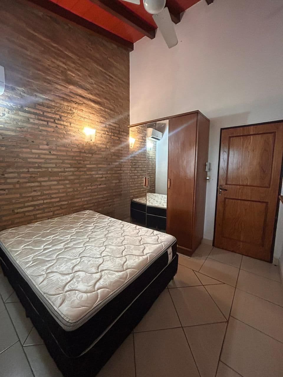 ALQUILO CASA SEMI AMOBLADA LAMBARE – 2
