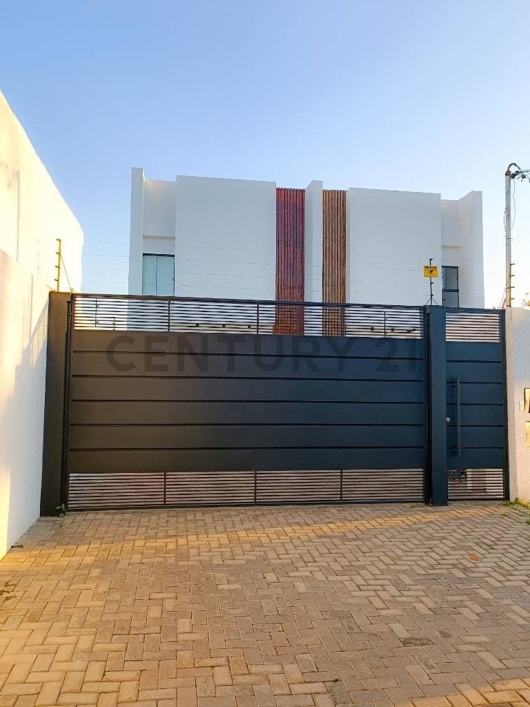 Alquiler de Casa Dúplex en Luque, Central – 3