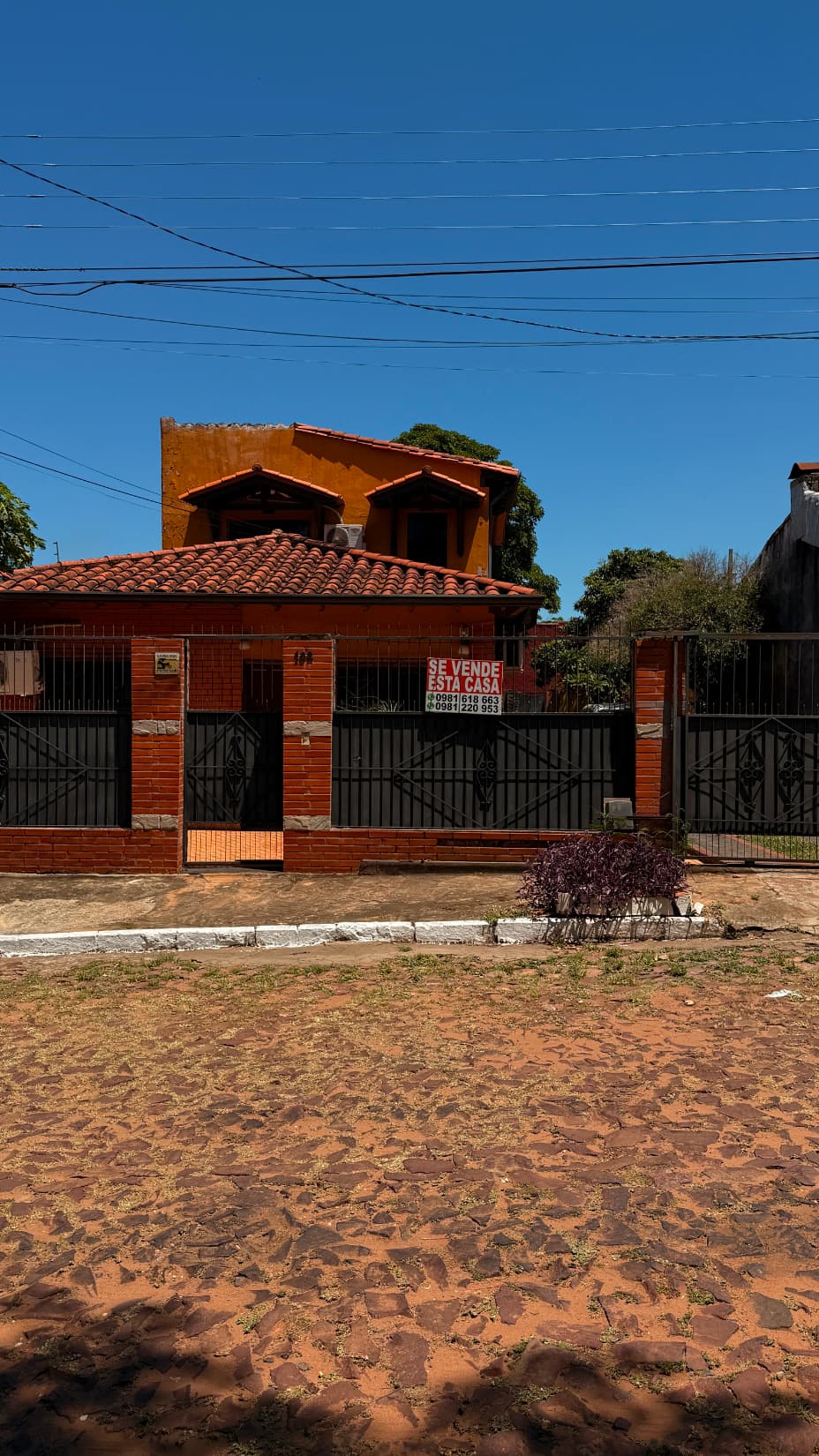 ¡Vendo casa en Villa Elisa! – 2