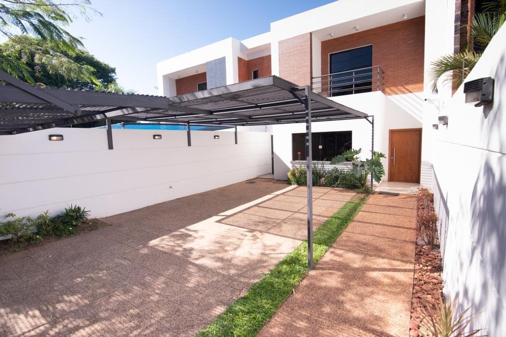 ALQUILO HERMOSA CASA PAREADA – 3