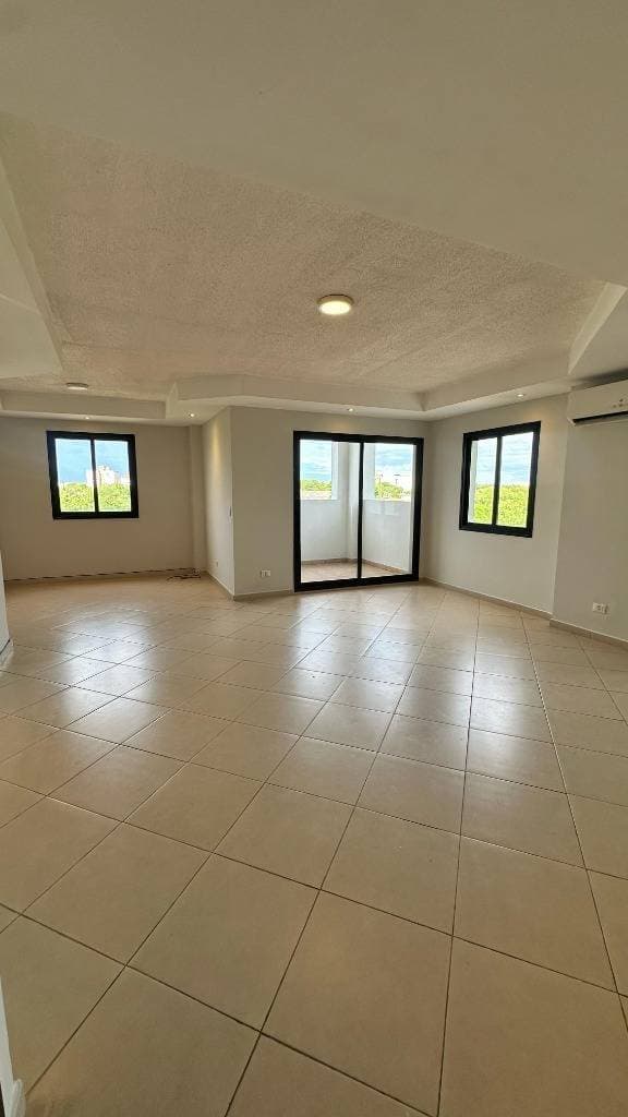 ALQUILO DEPARTAMENTO EN MORAVIA – 2