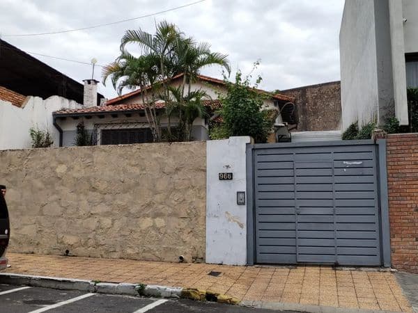 Vendo Casa De 1 Planta En La Encarnación Cerca Del Colegio Cristo Rey