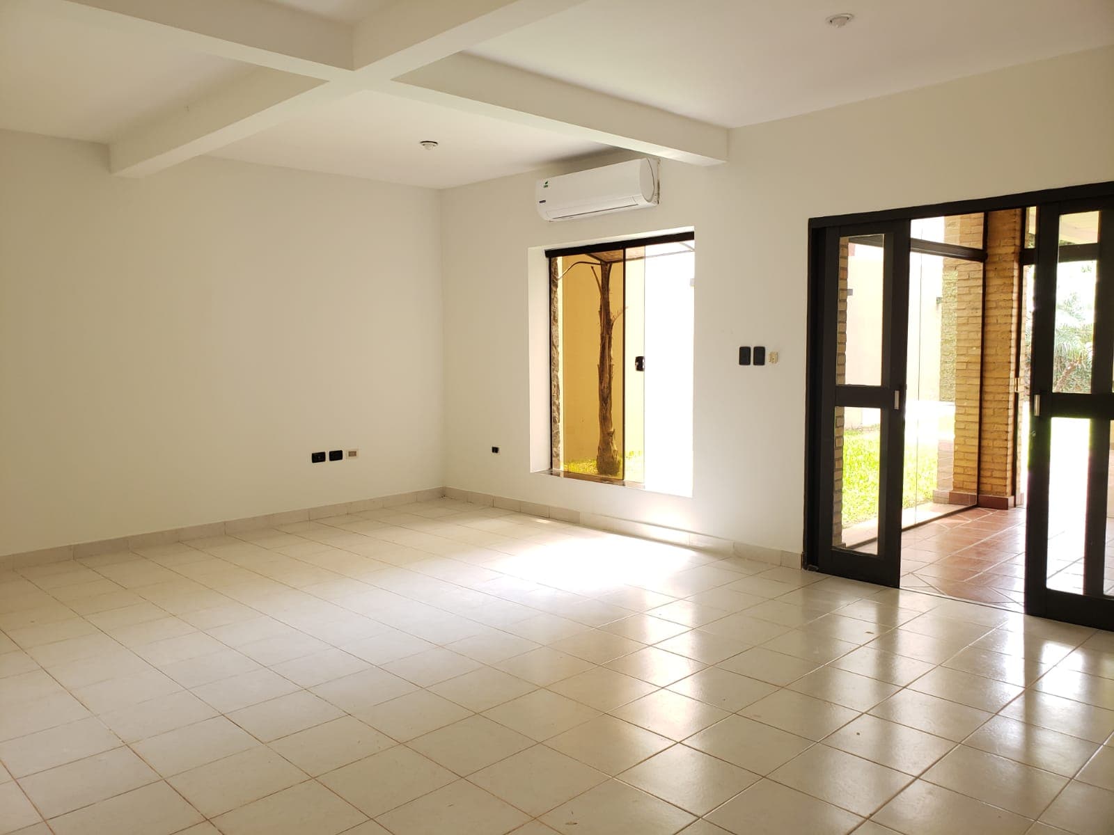 Muy Linda Casa En Barrio Cerrado Zona Aeropuerto ! – 3