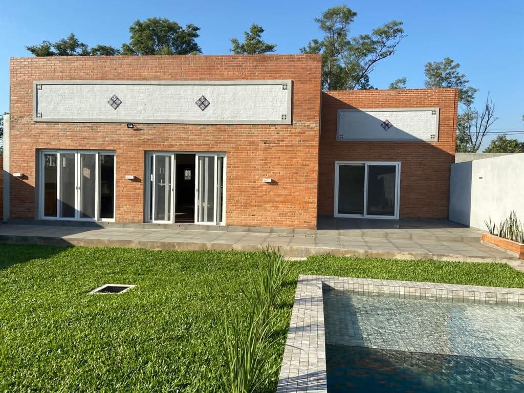 ALQUILO RESIDENCIA EN SURUBI'I Cod 059* – 2