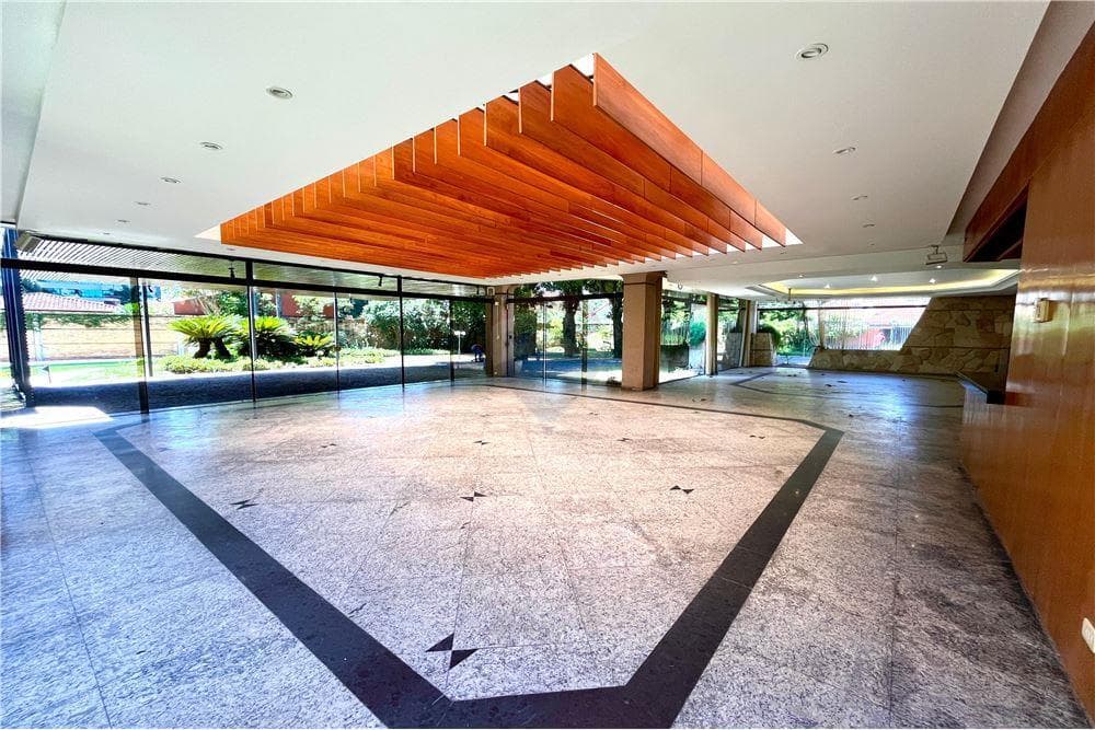 Residencia En El Corazón Del Eje Corporativo – 2