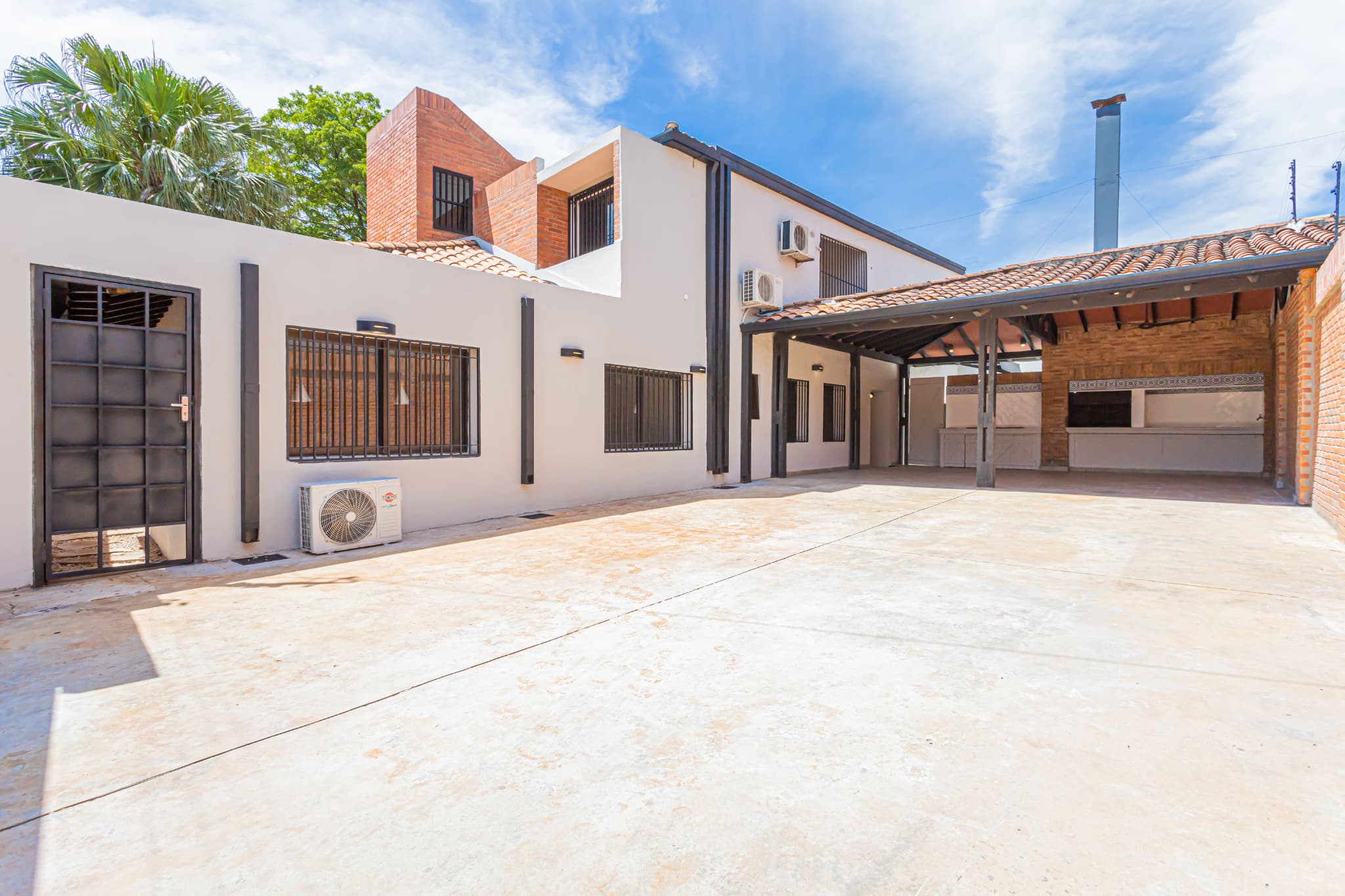 VENDO CASA DE 3 DORMITORIOS EN SUITE. – 3