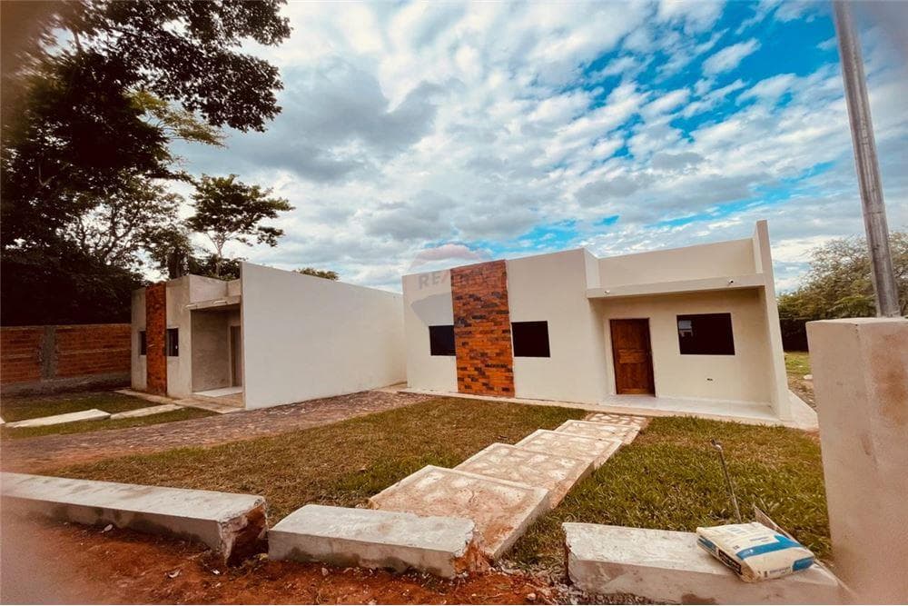 Amplia casa de 3 habitaciones a estrenar en Ñemby – 2