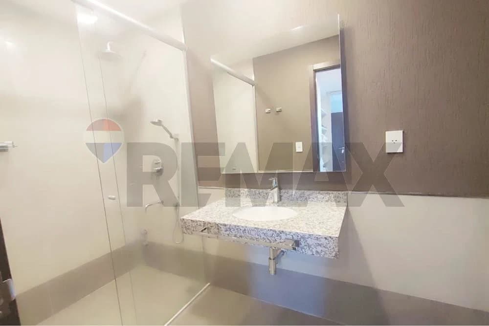 Departamento en alquiler en edificio Miami Tower, Villa Morra – 2
