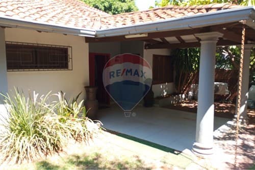 ALQUILO CASA AMOBLADO EN ASUNCION HIPODROMO