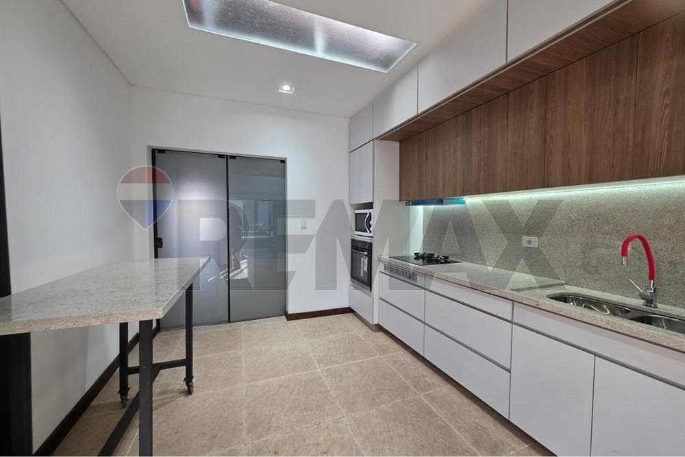 Casa en alquiler – Barrio Recoleta – 3