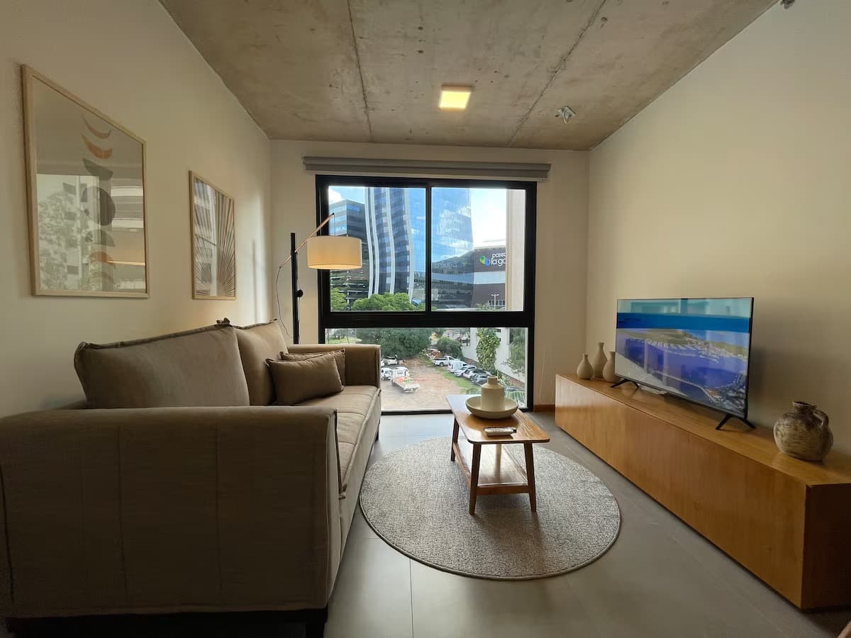 VENDO MODERNO DEPTO DE 1 DORMITORIO AMOBLADO A PASOS DEL PASEO LA GALERÍA