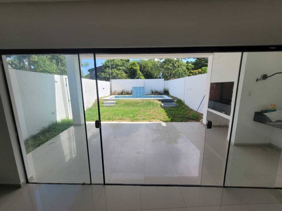 AMPLIO DUPLEX EN ALQUILER– ZONA RAKIURA, LUQUE – 3