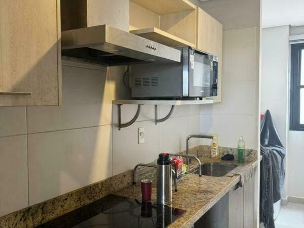 SE ALQUILA DEPARTAMENTO AMOBLADO DE 3 HABITACIONES EN VILLA MORRA – 3
