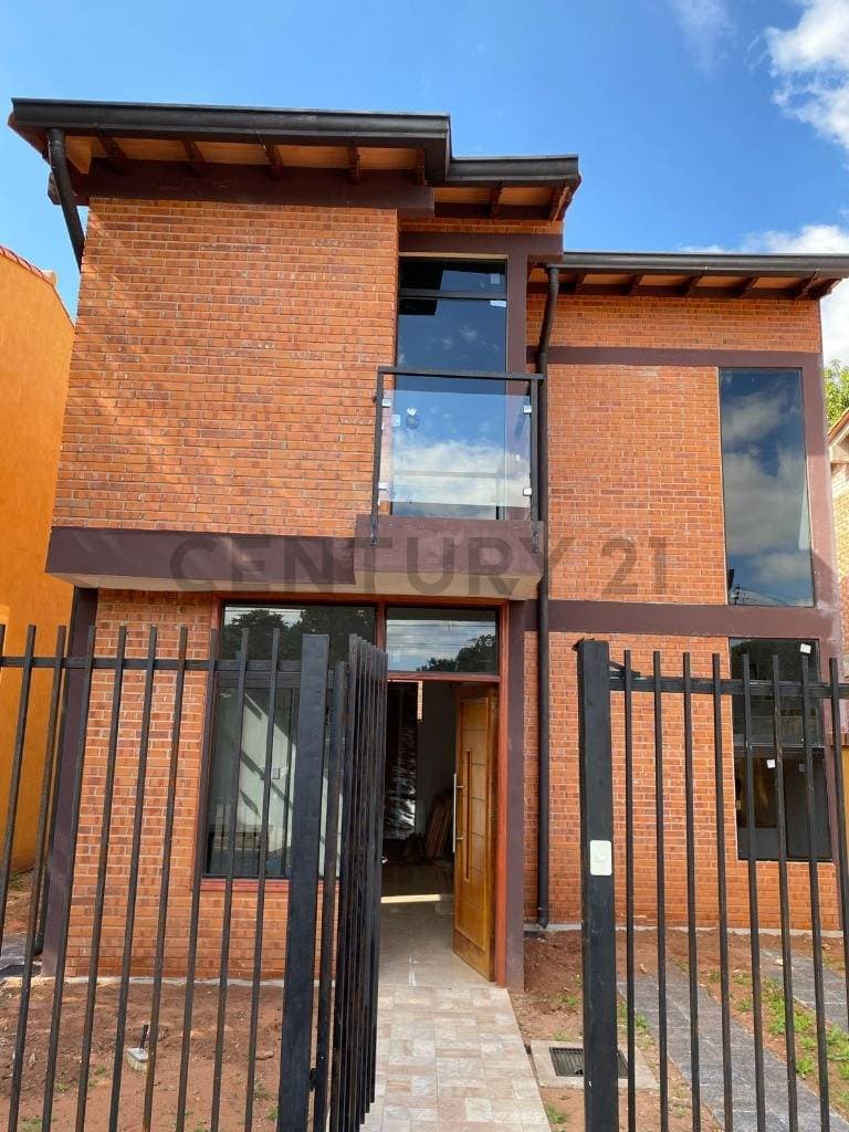 Vendo Duplex en Lambaré con renta incluida. – 2