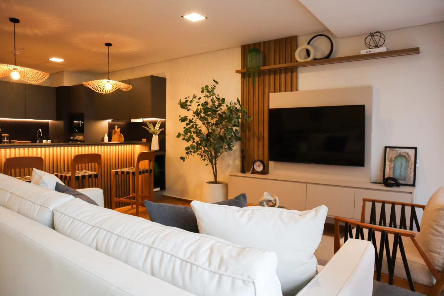 A ESTRENAR AMPLIO DEPARTAMENTO EN VENTA, DE DOS DORMITORIOS. – 2