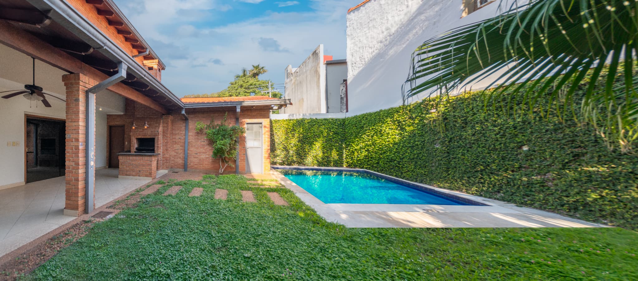 Casa Amplia A Una Cuadra De Stma. Trinidad, Cerca De Shoppings – 3