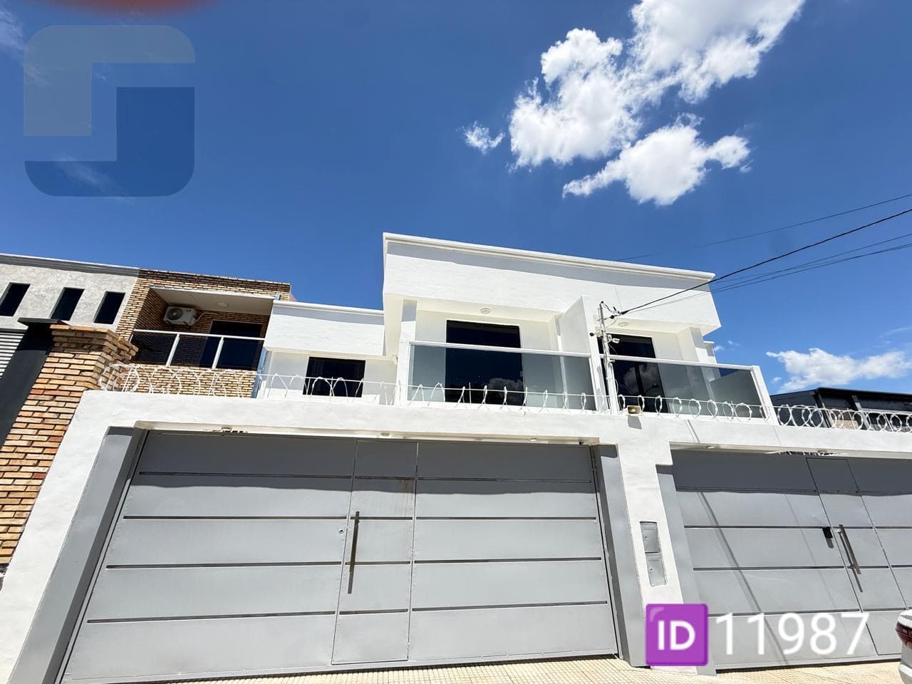 VENDO CASA EN LAMBARE barrio Ita Ybate