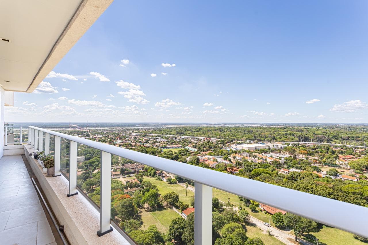 EN VENTA - LUJOSO SEMIPISO EN PALACIO DE LOS PATOS – 3