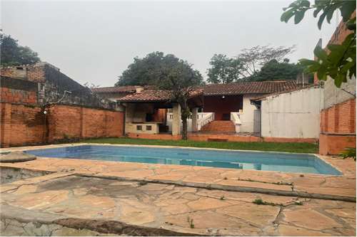 VENDO CASA CON PISCINA- ASUNCION – 3