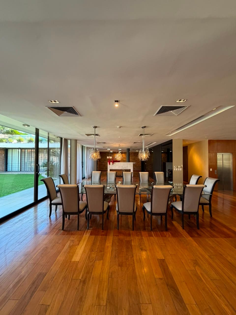 RESIDENCIA DE CATEGORÍA EN ALQUILER — BARRIO SAN CRISTÓBAL – 3