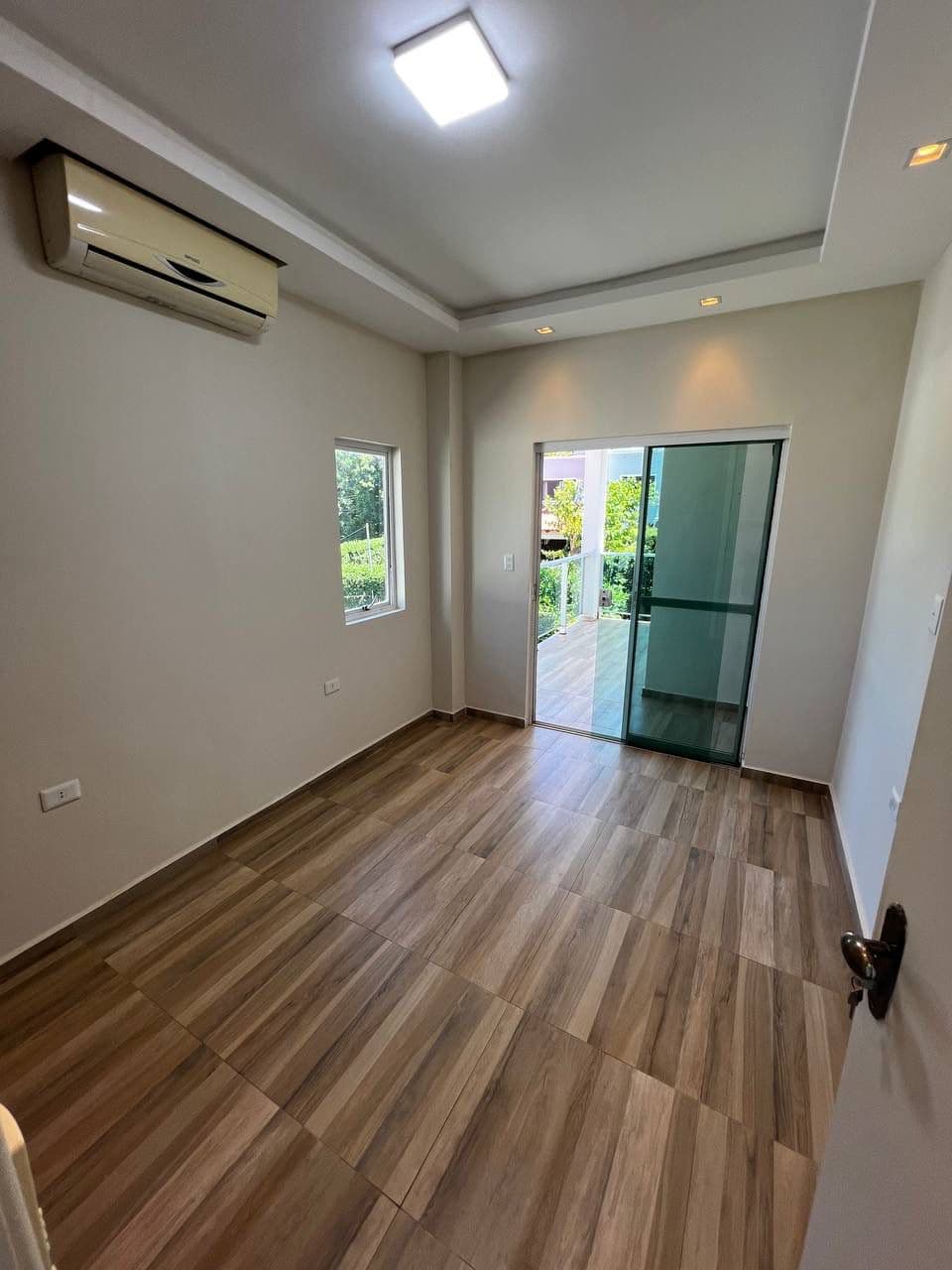 DUPLEX EN ALQUILER – 2
