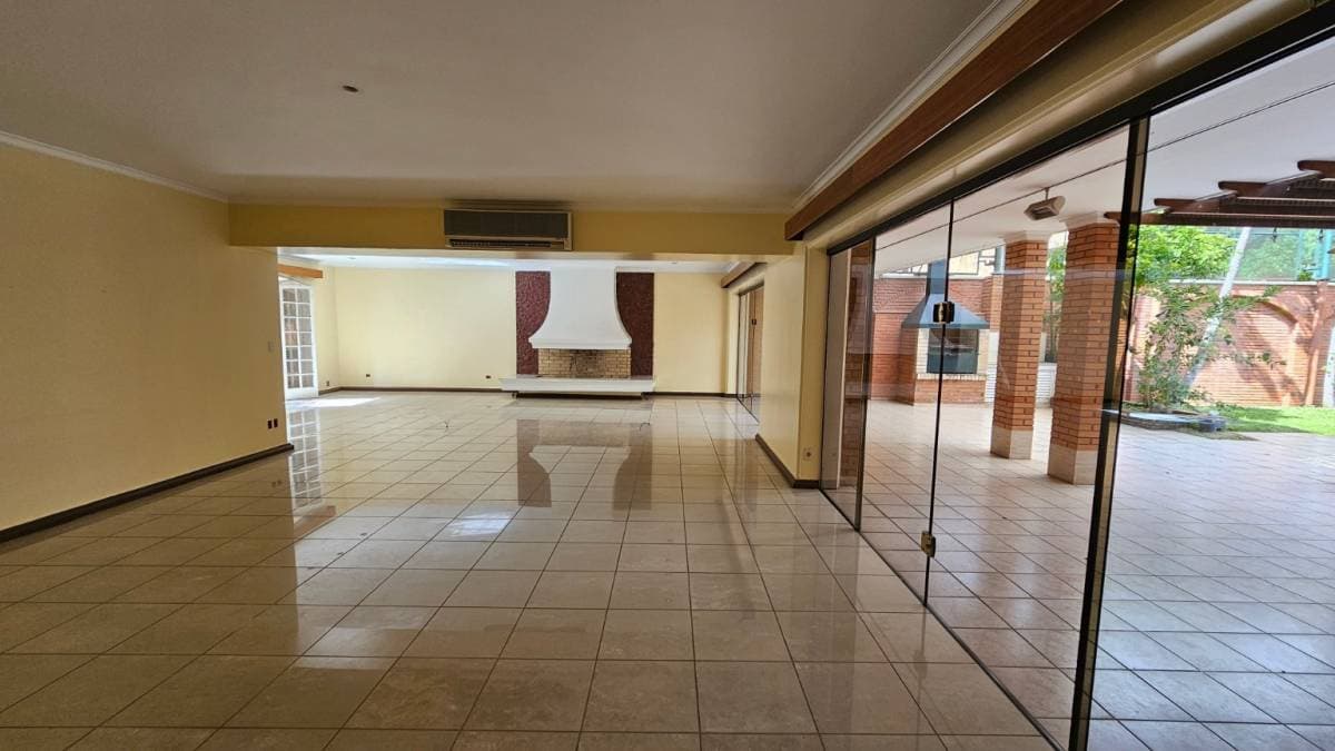 ALQUILO RESIDENCIA EN VILLA MORRA IDEAL PARA OFICINA O VIVIENDA – 2