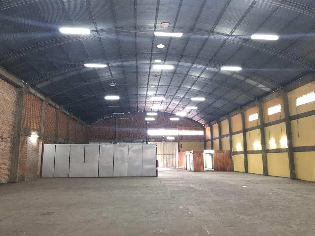 ALQUILO AMPLIO DEPOSITO DE 1.000 M2 ZONA COSTANERA DE ASUNCION – 3