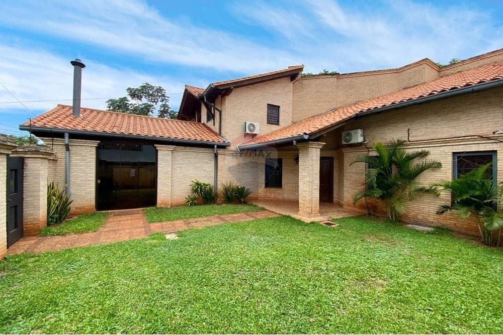 Casa - Venta - San Lorenzo, Paraguay