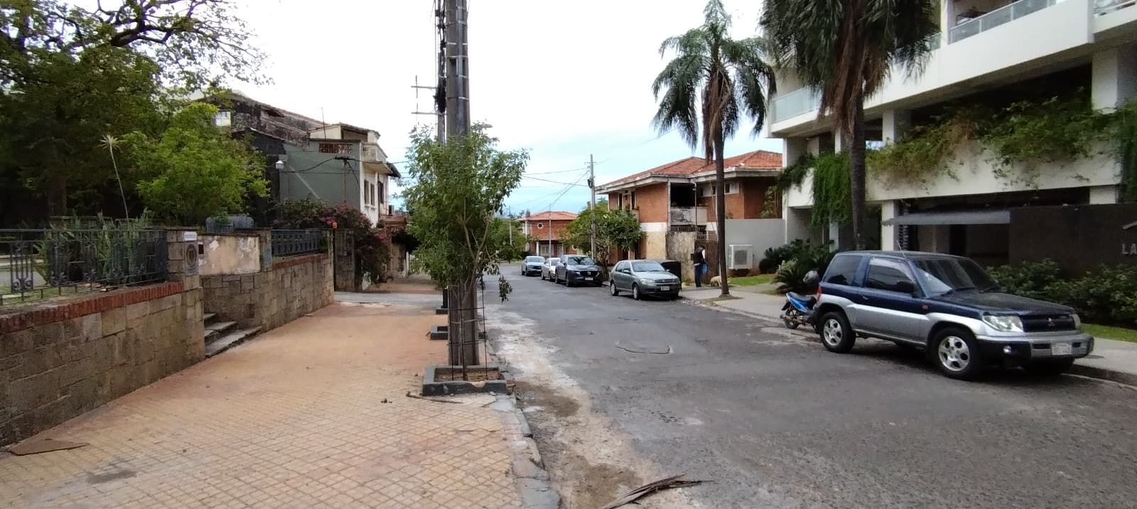 VENTA PROPIEDAD EN ESQUINA, Bº LAS MERCEDES – 318 M2 SUP. TERRENO – 3
