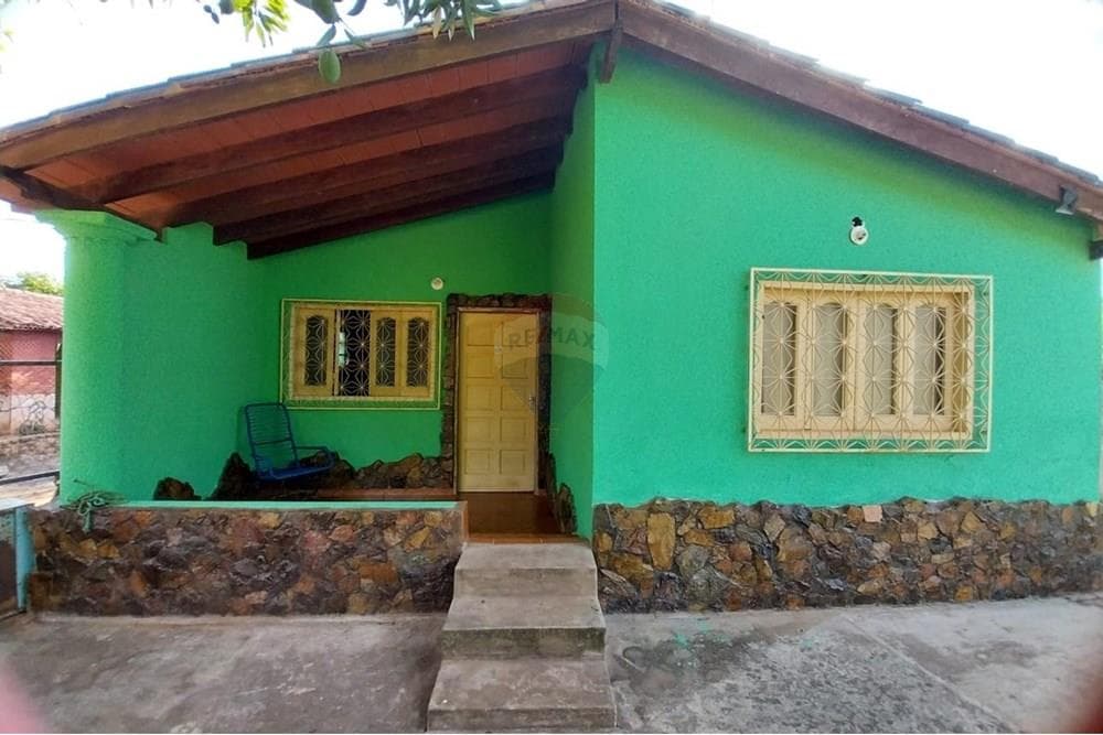 VENDO CASA EN ITAUGUÁ B° SANTA TERESA!!!