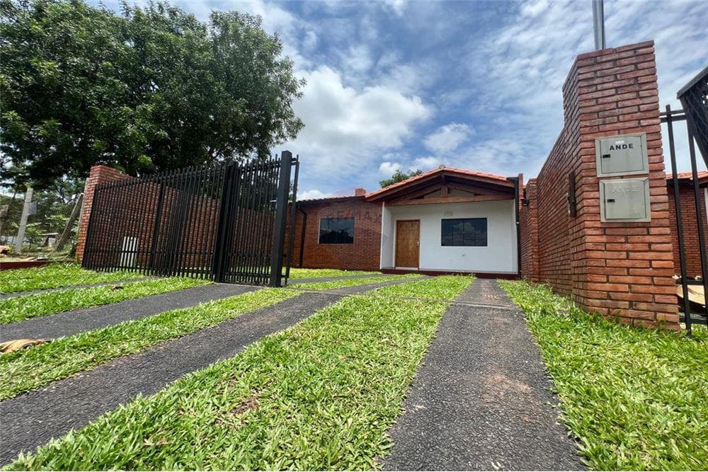 VENDO CHALET EN ÑEMBY CAÑADITA – 2