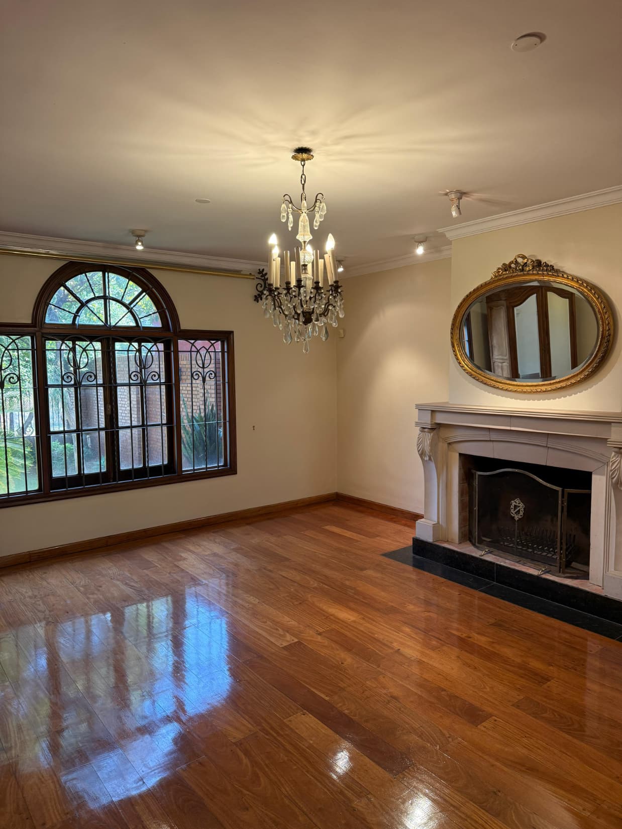 ALQUILO RESIDENCIA DE LUJO EN VILLA MORRA – 2